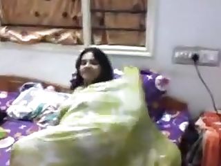 Desi Bhabi And Desi Aunty - Bengali Bhabi Having Fucky-fucky